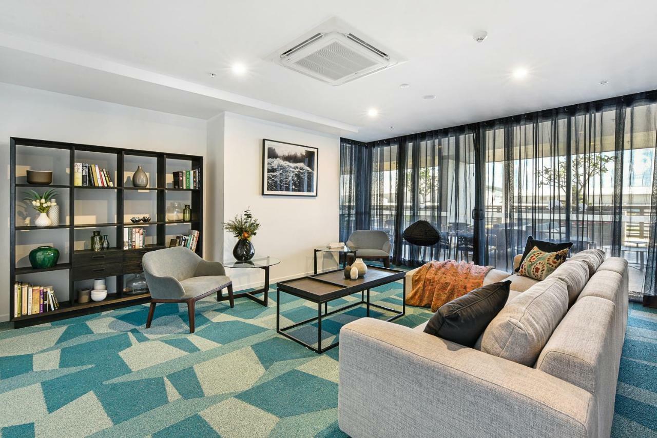 Qube Broadbeach Голд-Кост Экстерьер фото